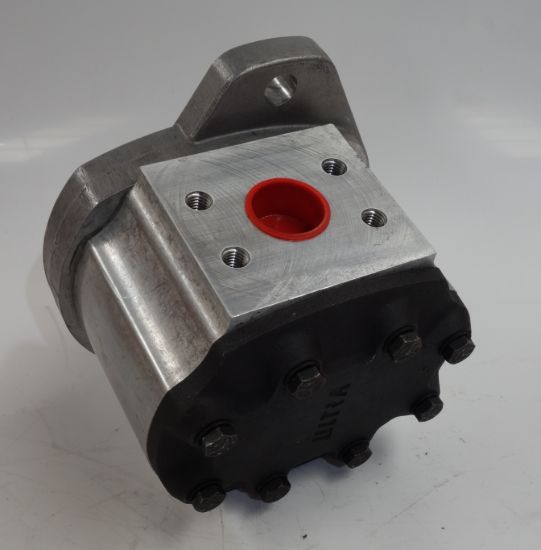 Picture of 3PL210ASSEBN HYDRAULIC PUMP 5647C